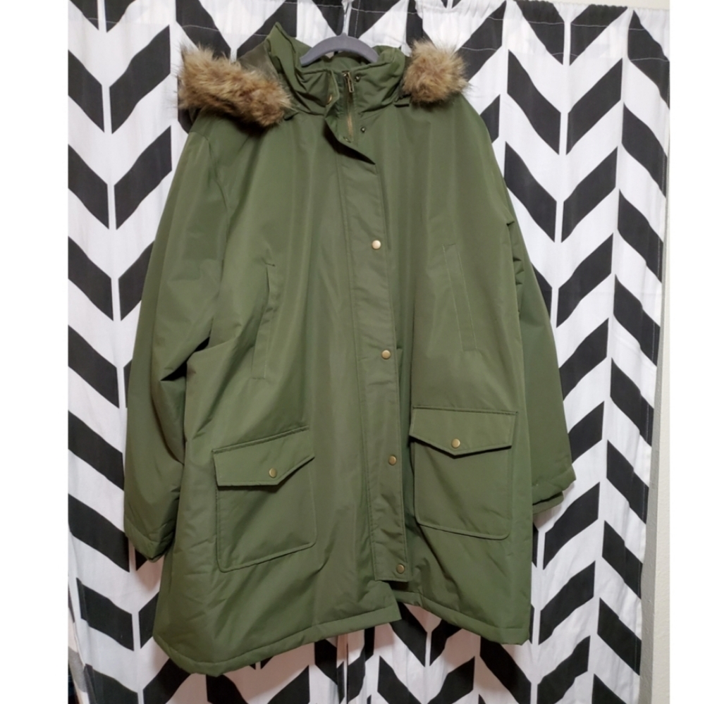 Green plus size jacket